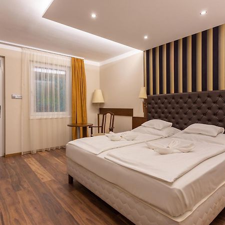 Szonyi Garden Hotel Pest Budapest Eksteriør bilde