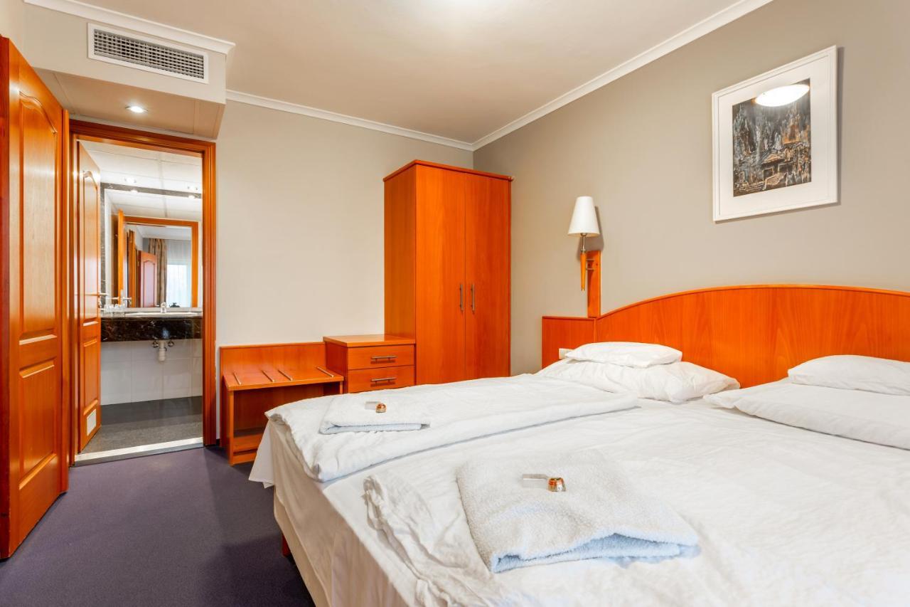 Szonyi Garden Hotel Pest Budapest Eksteriør bilde